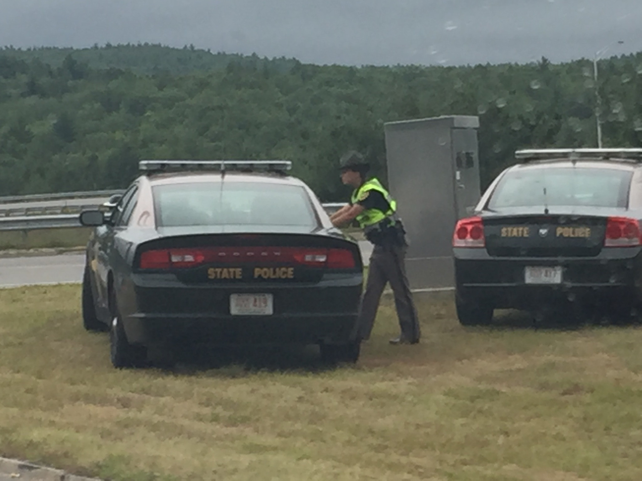 A photo  of New Hampshire State Police
            Cruiser 419, a 2014 Dodge Charger             taken by @riemergencyvehicles