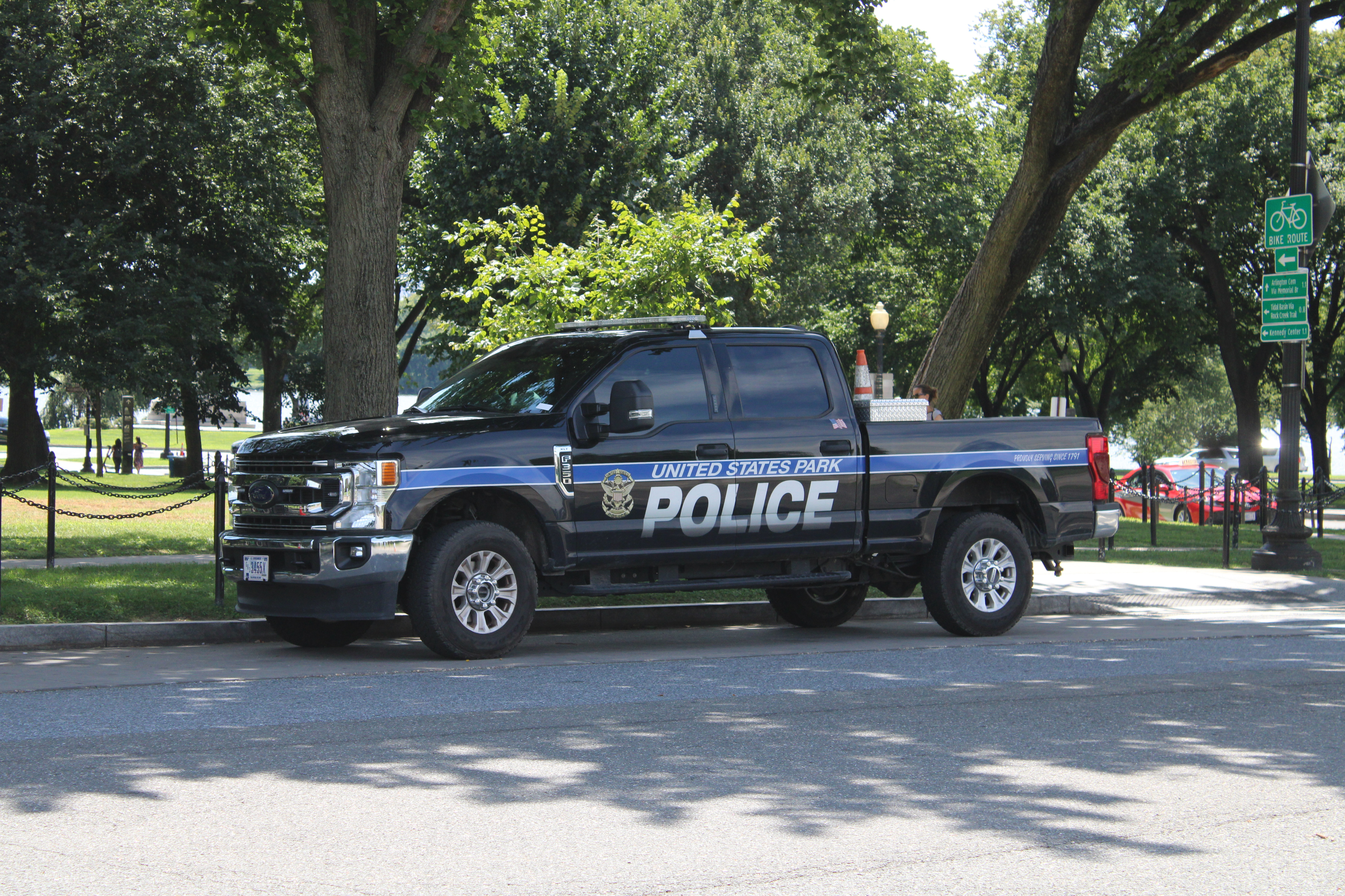 A photo  of United States Park Police
            Cruiser 3455, a 2020-2022 Ford F-350 XLT Crew Cab             taken by @riemergencyvehicles